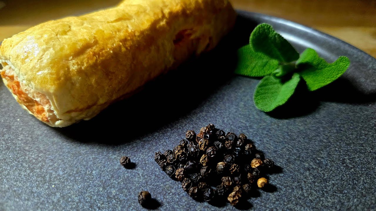 What makes sausage rolls better? (A simple test)