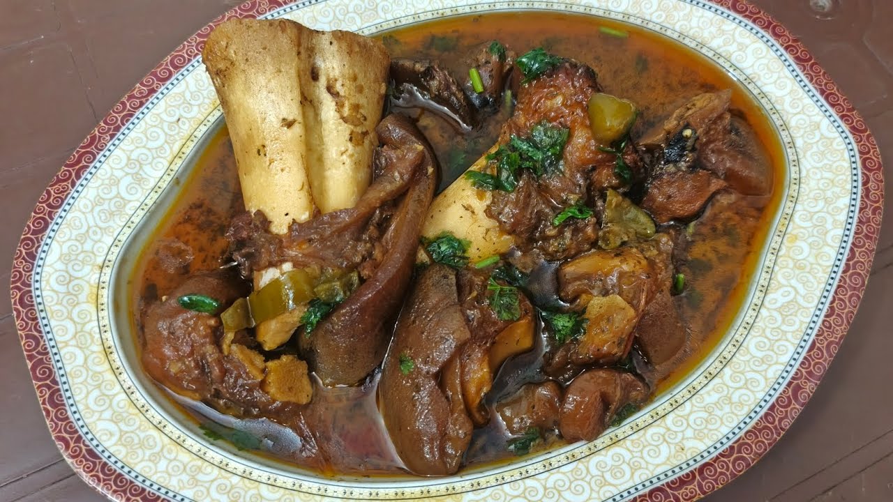Best Beef Paya Recipe in pressure cooker 🍲 | Authentic Pakistani Paya Curry | Paye banane ka tarika🍲