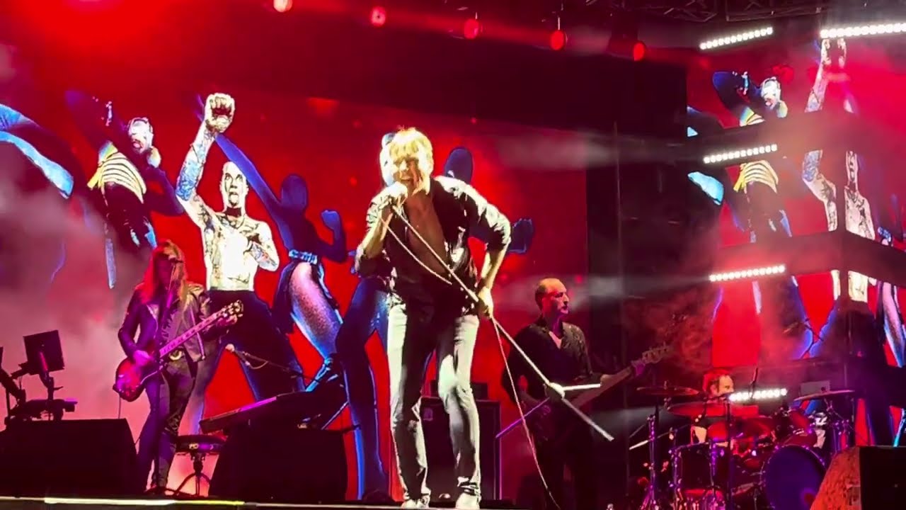 Suede - Beautiful Ones (Live at The 90’s Festival, Jakarta 11/8/2024)