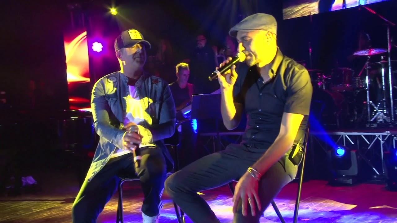 Mr.Hyde ft. Franco Ricciardi - Vivere cosi Live