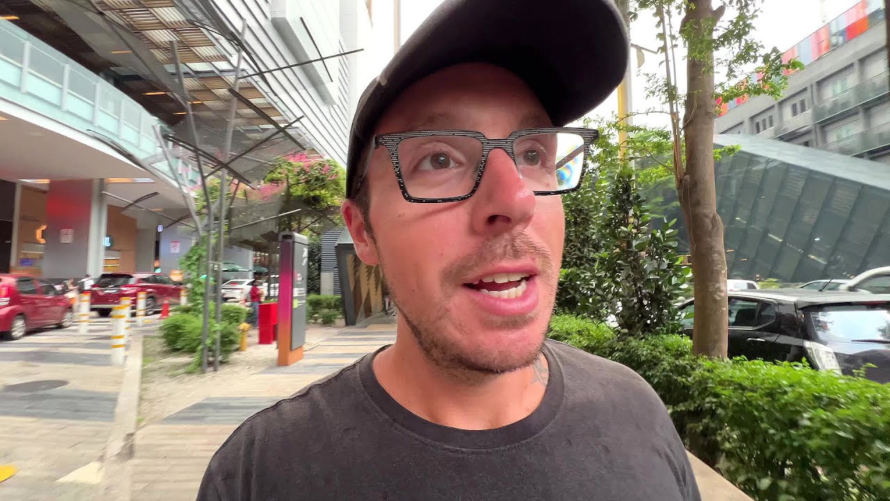 I NEVER Expected to Visit Malaysia! First Impressions of Kuala Lumpur