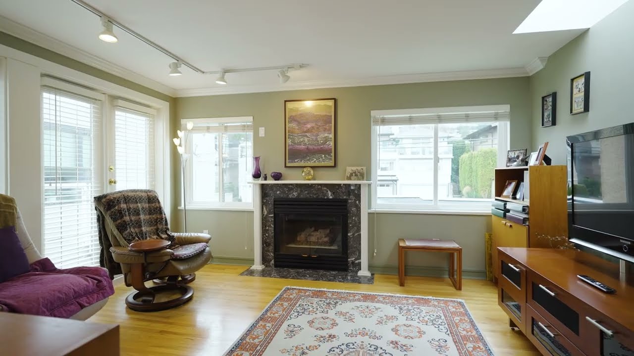 2333 Bellevue Avenue, West Vancouver, BC