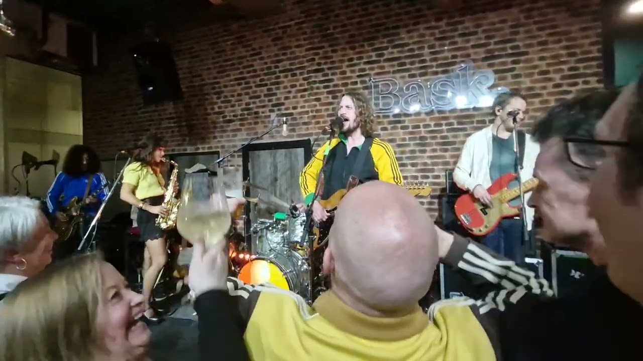 The Zutons - Confusion - played live at Bask. in Stockport on 28th February 2024