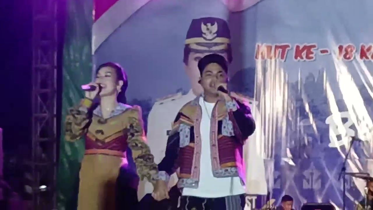 Piche kota n Vanesa - Kisah kasih di sekolah [live di kota Tambolaka]