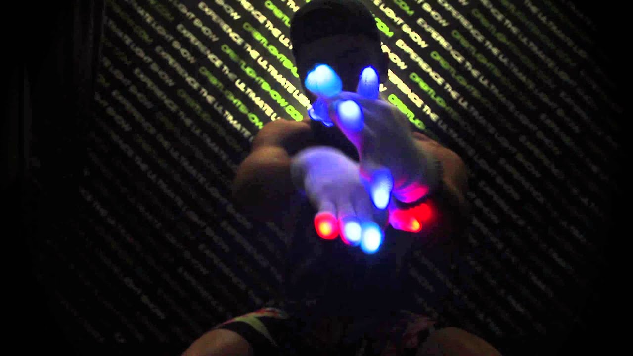 Phase.One Wing | Kinetic Gloveset [OrbitLightShow.com]