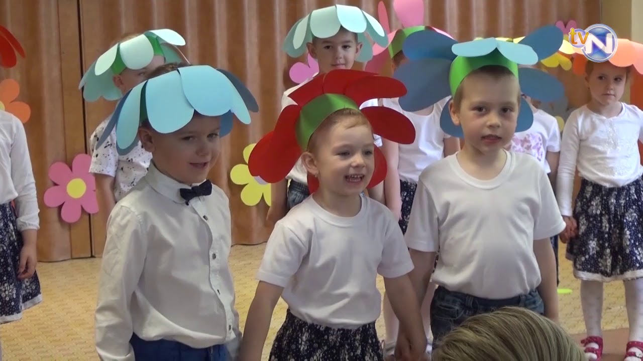 0043 Besiedka ku Dňu matiek v MŠ Nováky   17 5 2019