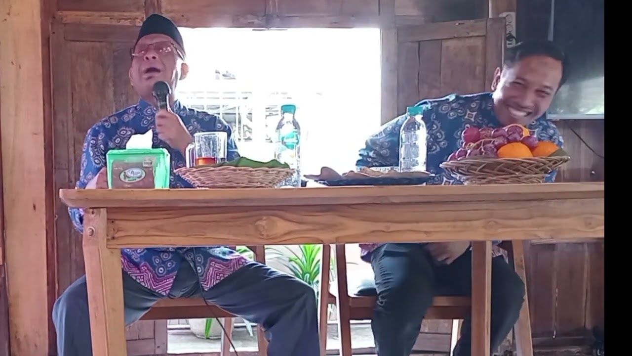 Ustadz M. Djohar, M.Pd. pada Reuni Umroh 08-24