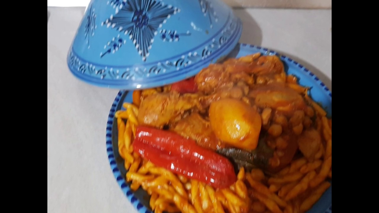 مقرونة 🍝🍝عربي بنزرتية محررة 🌶🌶🌶بالدجاج🍗🍗🍗 والرند 🥫🥫