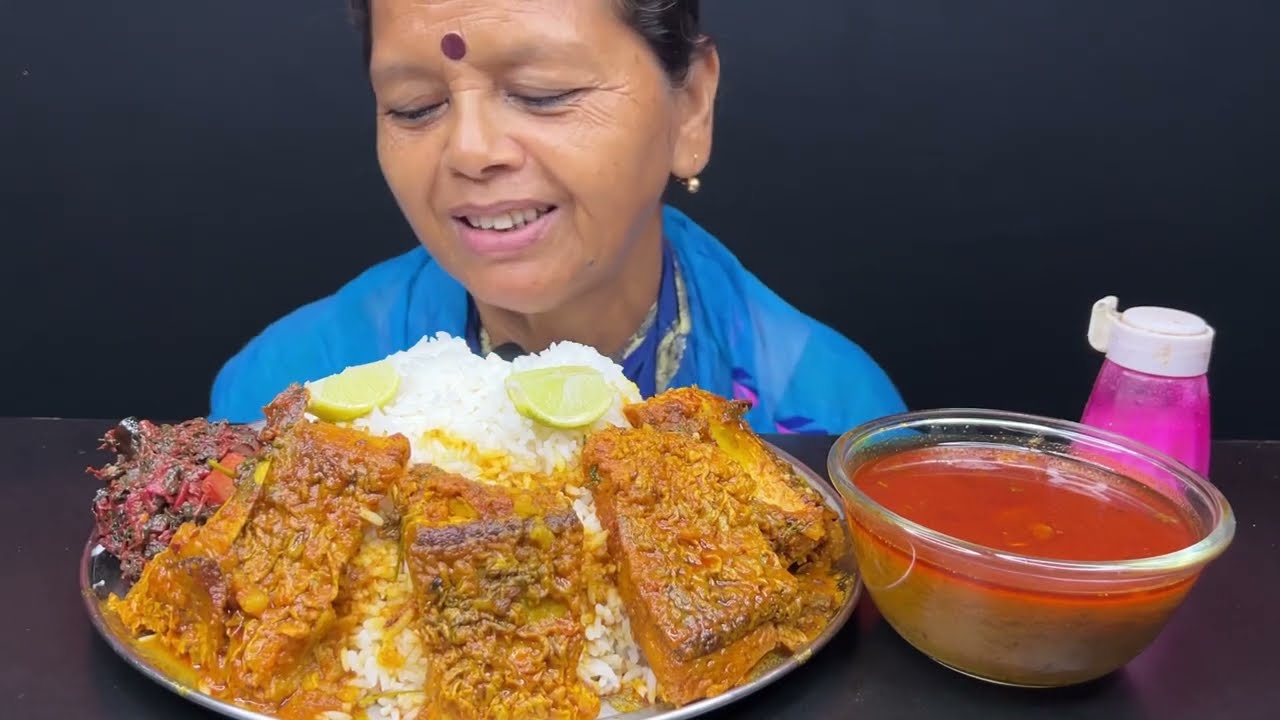 BIGBITES, EATING RICE WITH KATLA MACHER JHOL, MASSIVE EATING।।