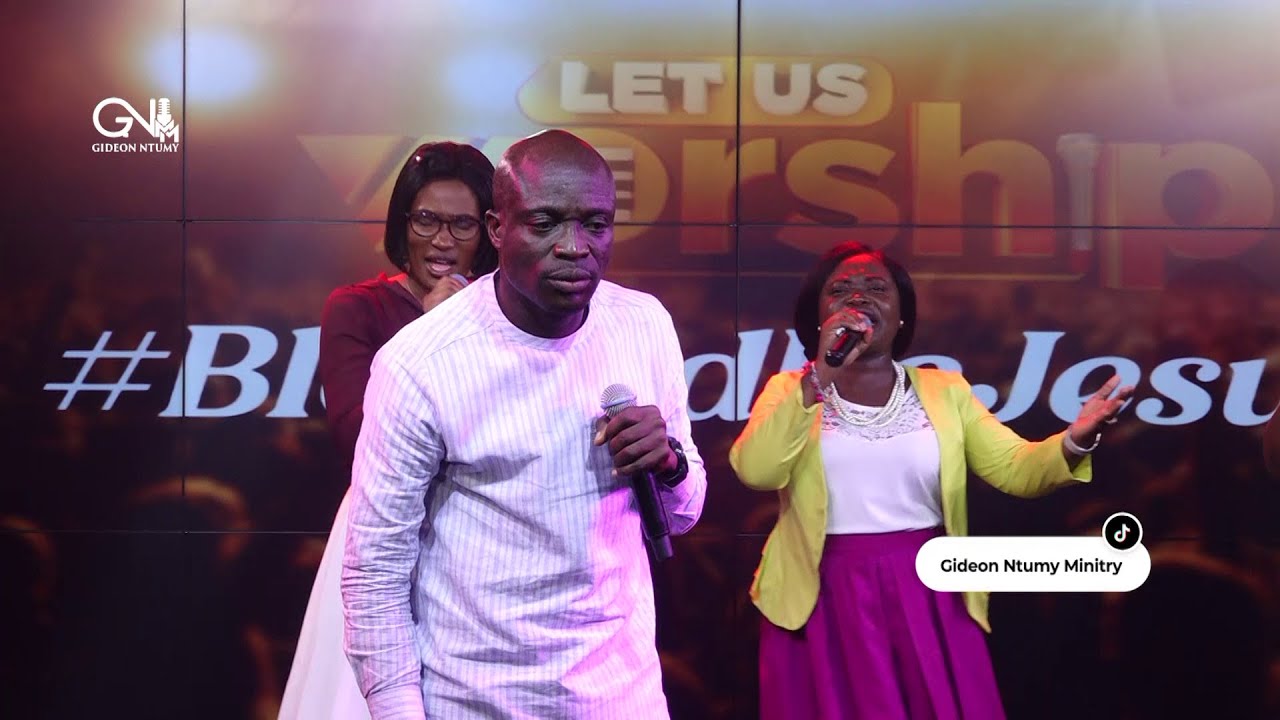 GIDEON NTUMY SONGS OF BLOOD PRAISE JAM AT PENTTV