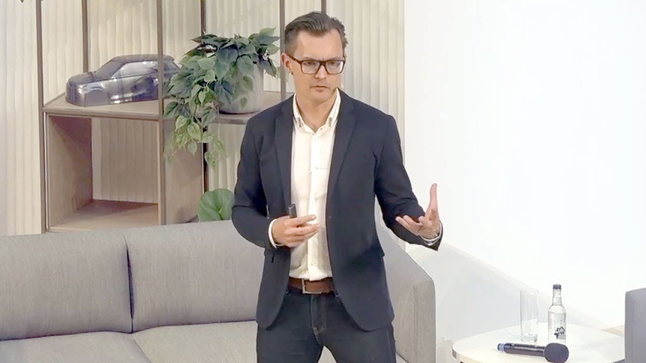 James Hewitt | Sustaining High Performance | Enhanced Wellbeing | Keynote Speaker | SpeakInc