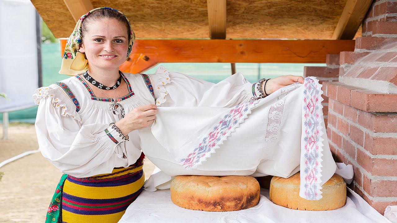 Maramures: Pensiunea Casa Traditiilor