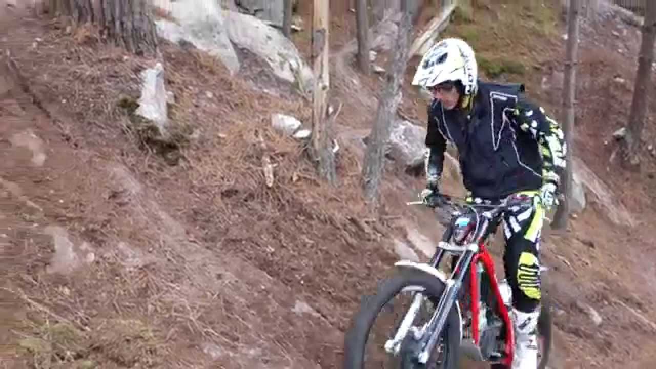 TrialMag.fr / Trial de Nemours 2015 / Guitton en action