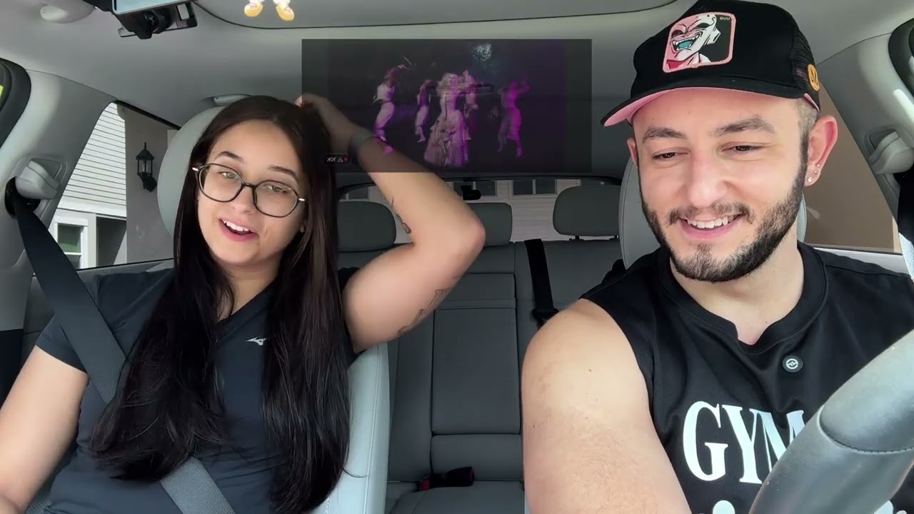 REACT OF LADY GAGA THE DEAD DANCE 