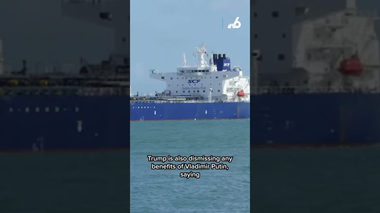 Трамп заявил, что у него &laquo;нет проблем&raquo; с тем, что российский нефтяной танкер доставляет гуманитар...