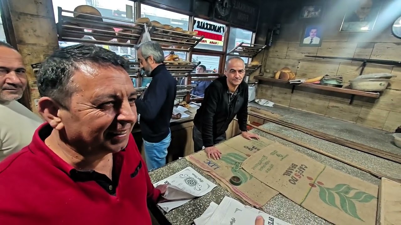 RAMAZAN Başladı!  Ramazan’ın İlk Günü Pide Kuyruğu! Fırında Neler Yaşandı?