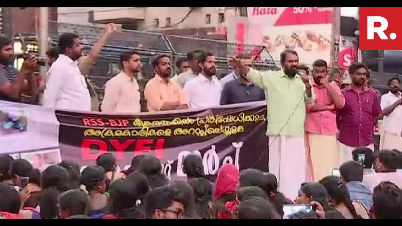 DYFI Protests Over Sabarimala Outside Thiruvananthapuram Secretariat, Kerala