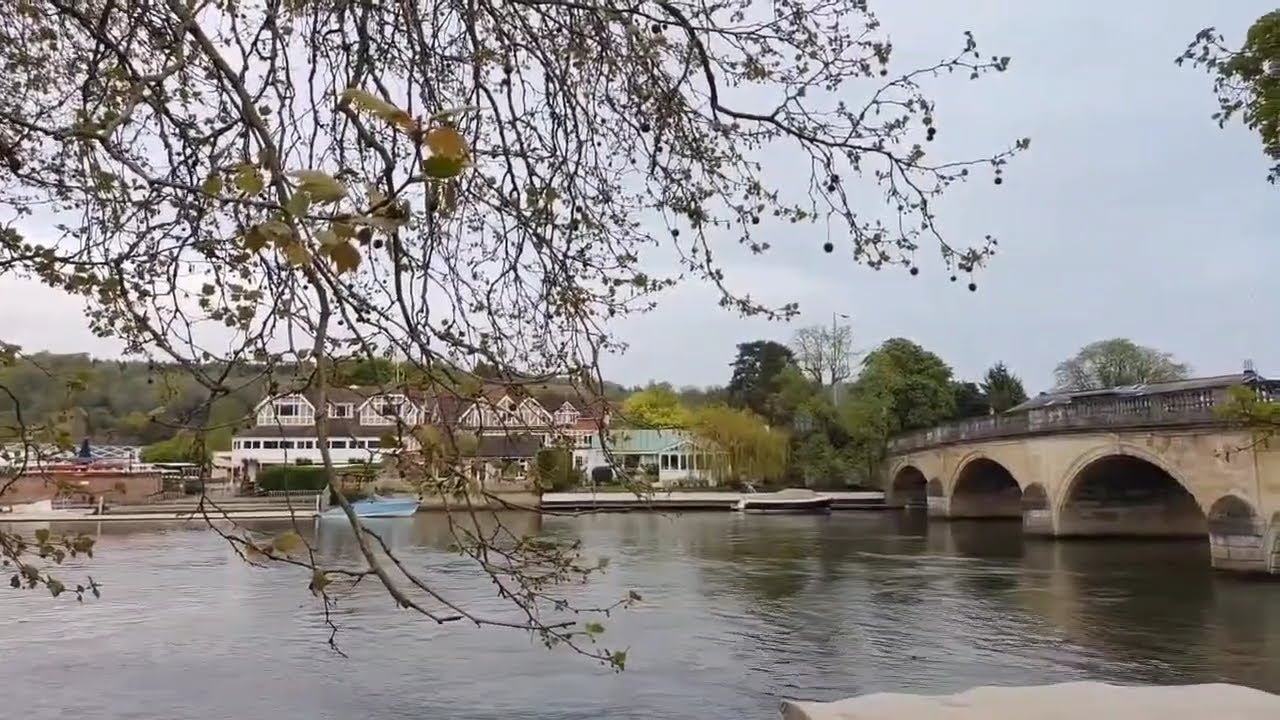 Ian & Léonie - Henley-on-Thames