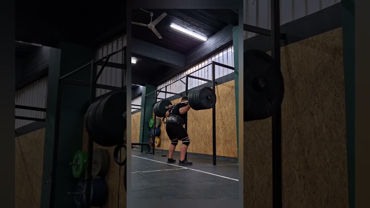 Preparation for Greeces strongest man is complete.