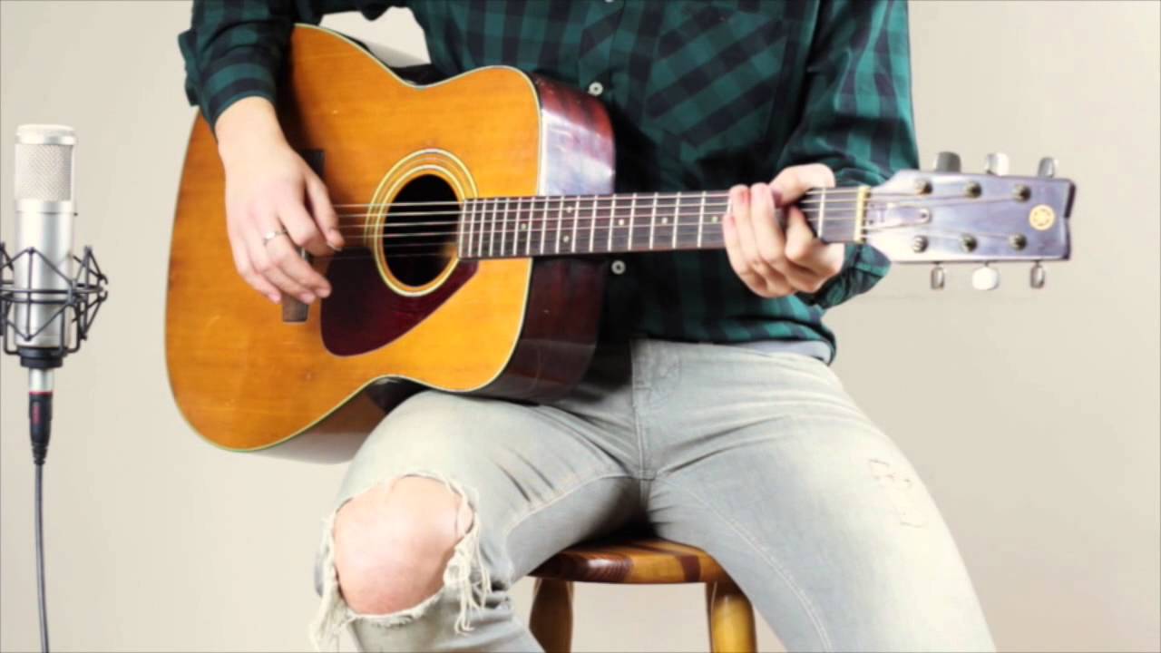 Yamaha FG-200