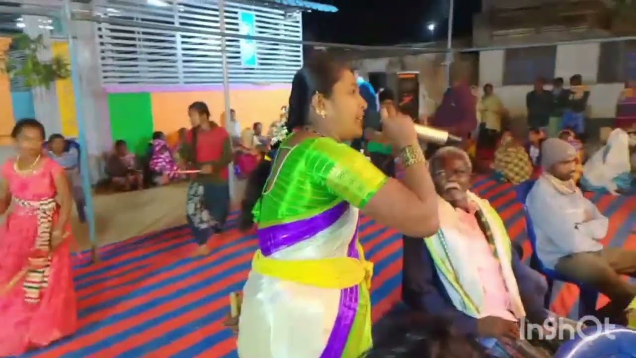 *గాజులమ్మ గాజులు* కర్ణాటక శ్రీనివాసపురం మోతుకుపల్లెగ్రామం కారంగి గంగలపండుగ గౌరీదేవి సన్నిధిలో కోలాటం