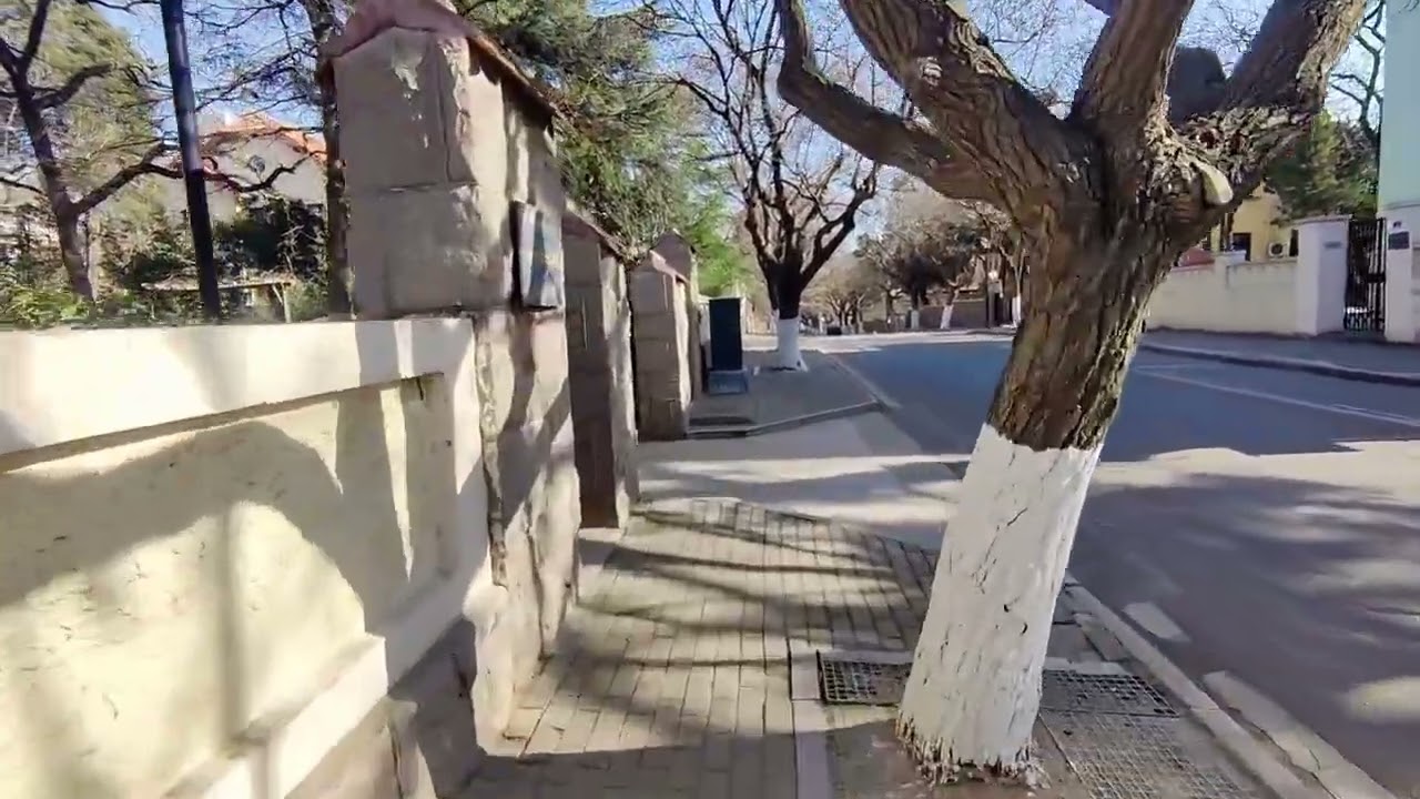 实拍青岛最贵的别墅区，有钱不一定能买到，里面住的都是非富即贵