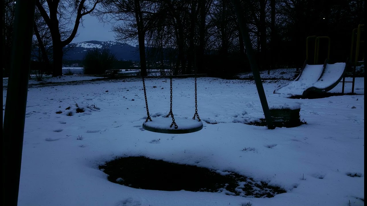 Playlist Silence blooms in the winter air.l  Deep Focus - Silent Lo-fi  [1Hour]