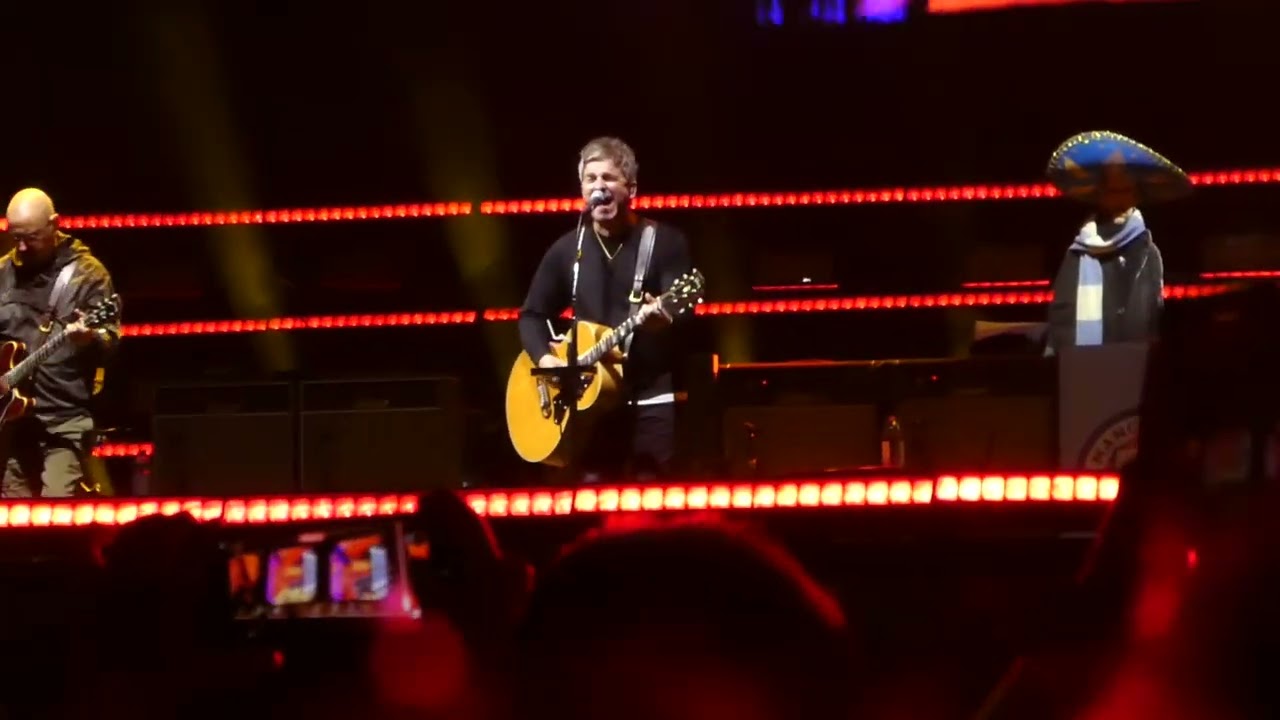 Oasis - The Masterplan @ Mexico City, night 1, 2025