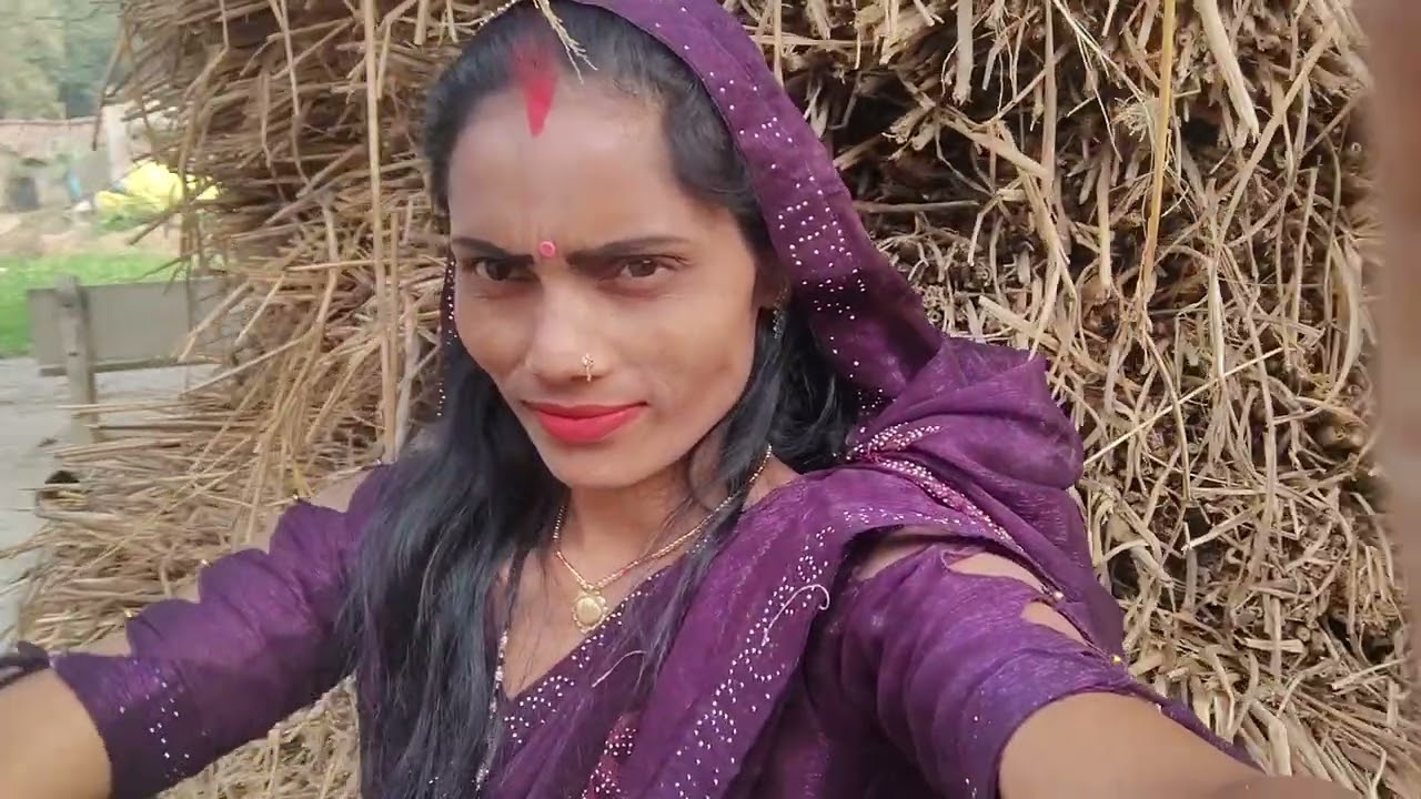 माधुरी बोलोक में जकड़ी 🩷🩷🩷💕🎉 और है कि ❤️❤️😭😭😭😭
