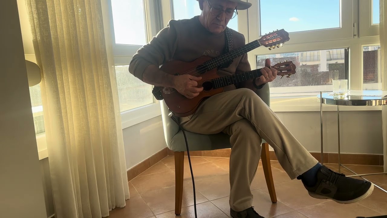 @Keane. Everybody’s Changing. Cover. Ukulele 