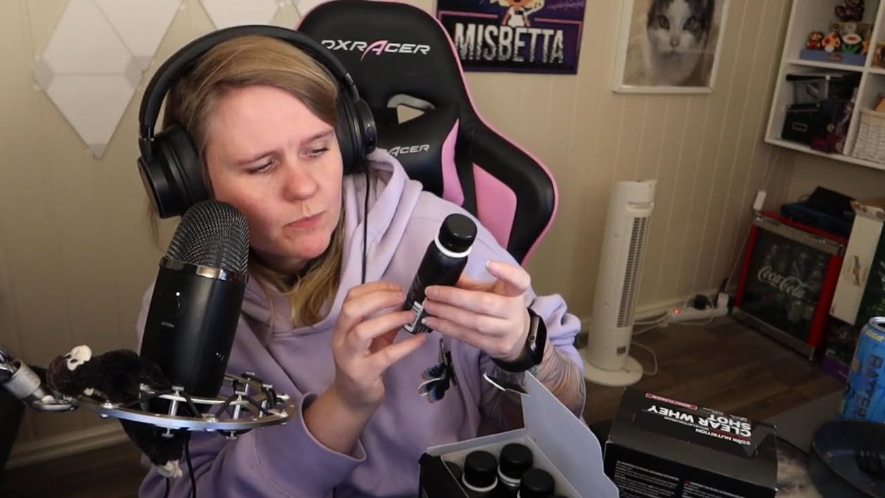 ASMR -  Norwegian Soft Spoken & Whispering - Unboxing