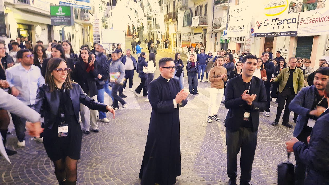 SFILATA FINALE CON LA BANDA DI CASOLI ALLE  FESTE DI S. REPARATA 2024