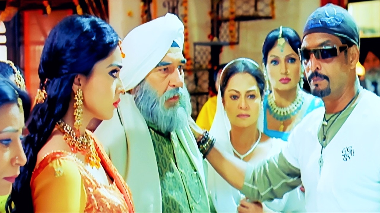 Saanp Aur Paap Hamesha Chaap Chhod Jaate Hain | Nana Patekar Dialogue |  Action Scene