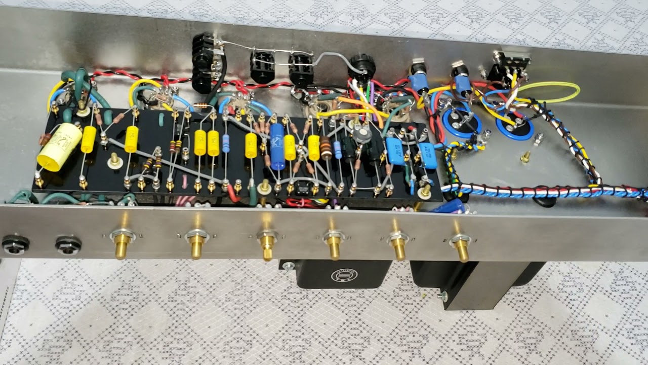 Marshall JCM 800 2204 - 1986. Handwired by Sebastian Dieguez.