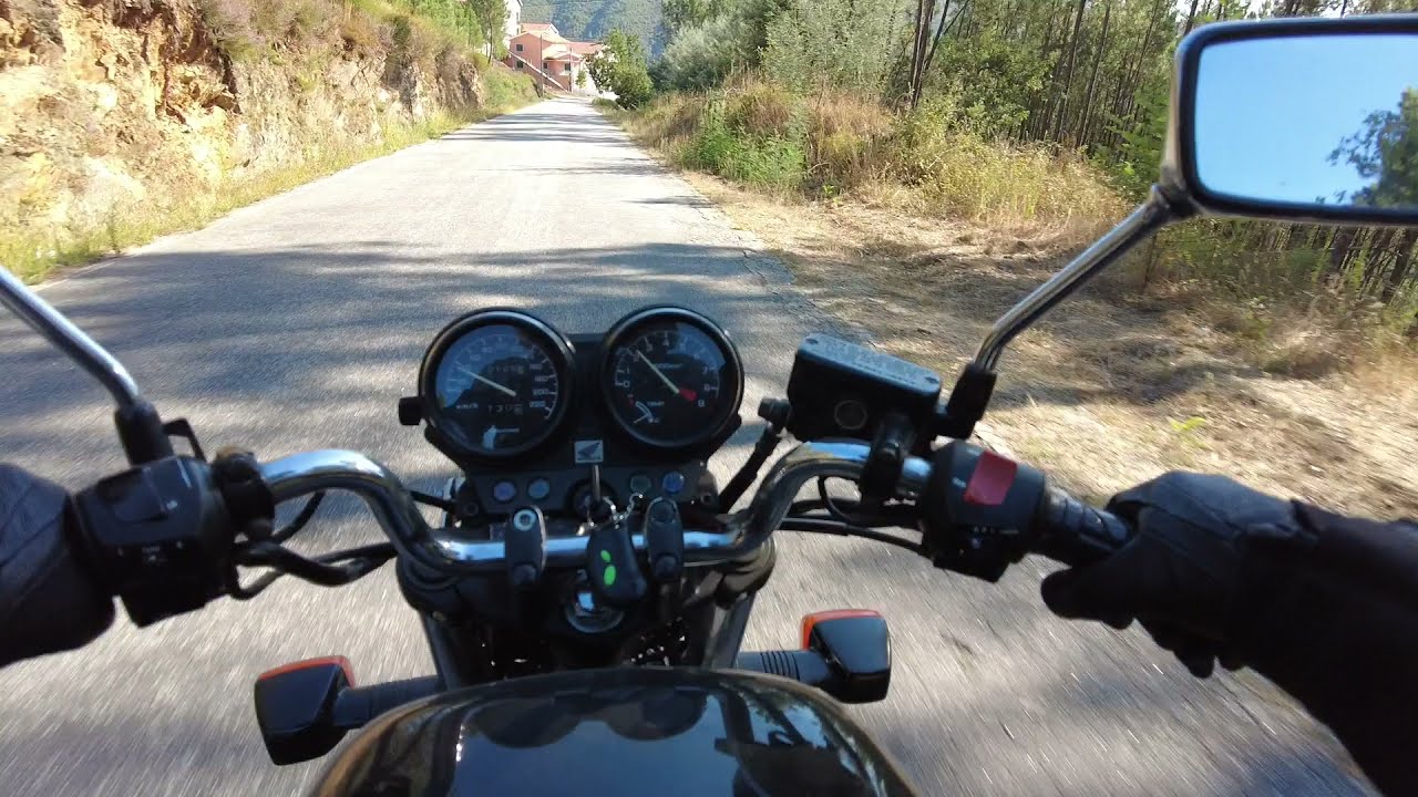 Honda NTV Driving - Seia - Vila Cova à Coelheira - Portugal