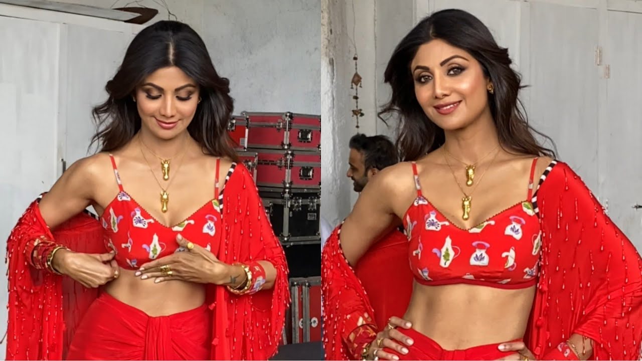 Hot Shilpa Shetty Spotted At Dance Deewane junior set