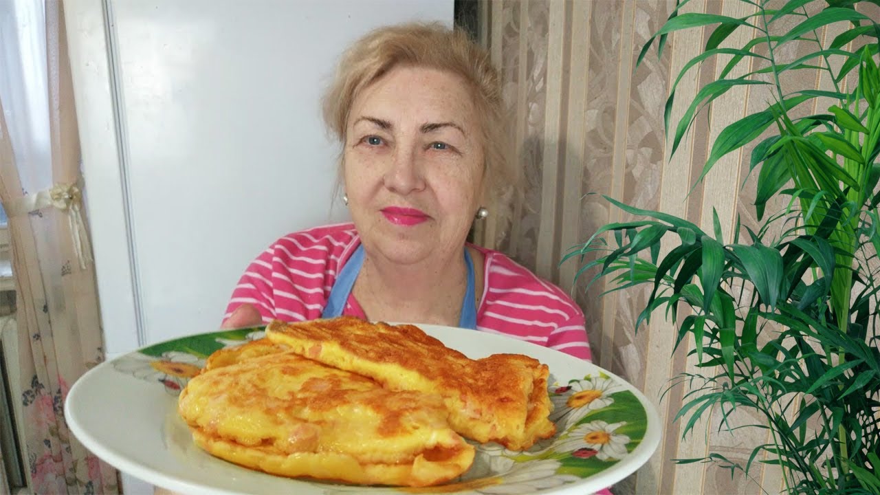 Быстрые лепешки на завтрак. Вкусно,сытно и  просто готовить.