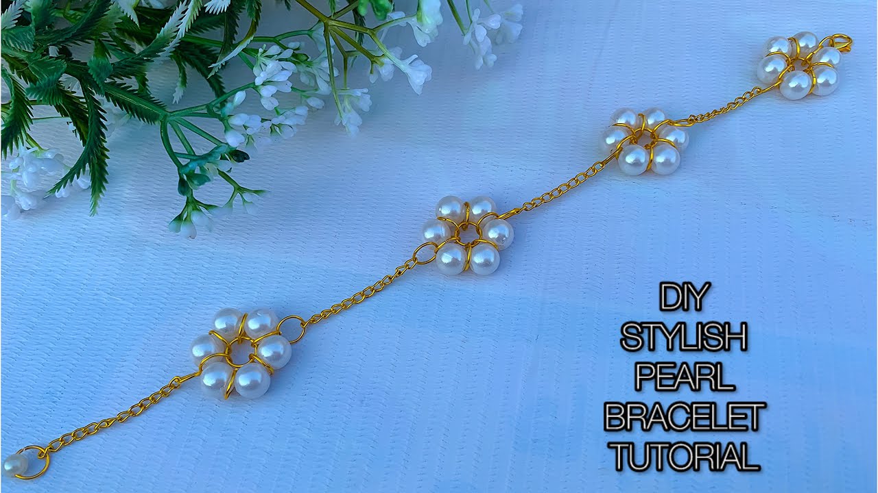 DIY Stylish Pearl Bracelet Tutorial. Bracelet for beginners. Jewellery moments