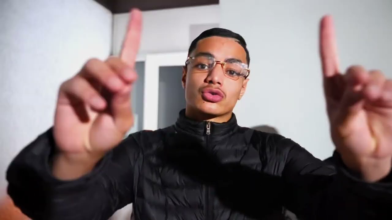 O2 - J&rsquo;AI MAL ( Clip Officiel ) 