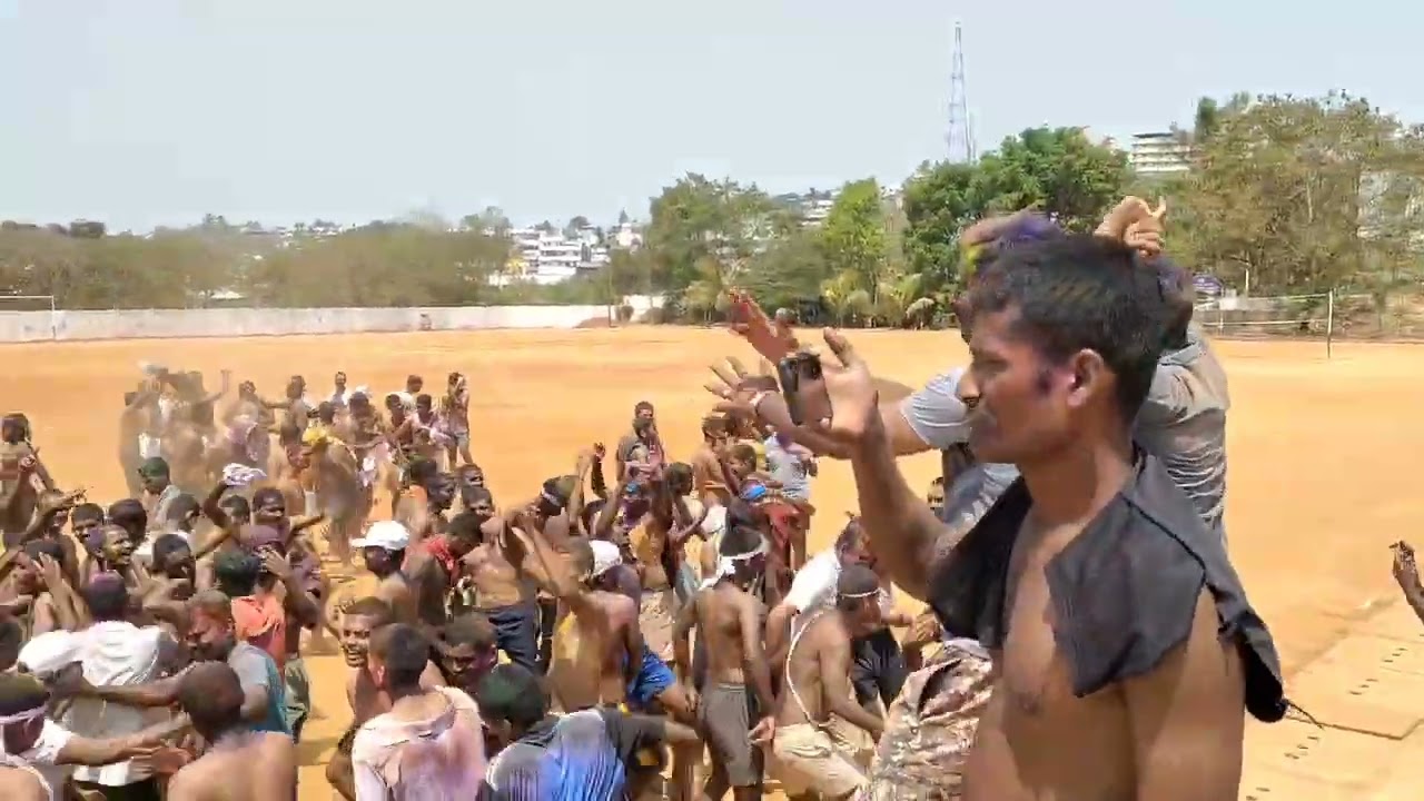 Holi 
