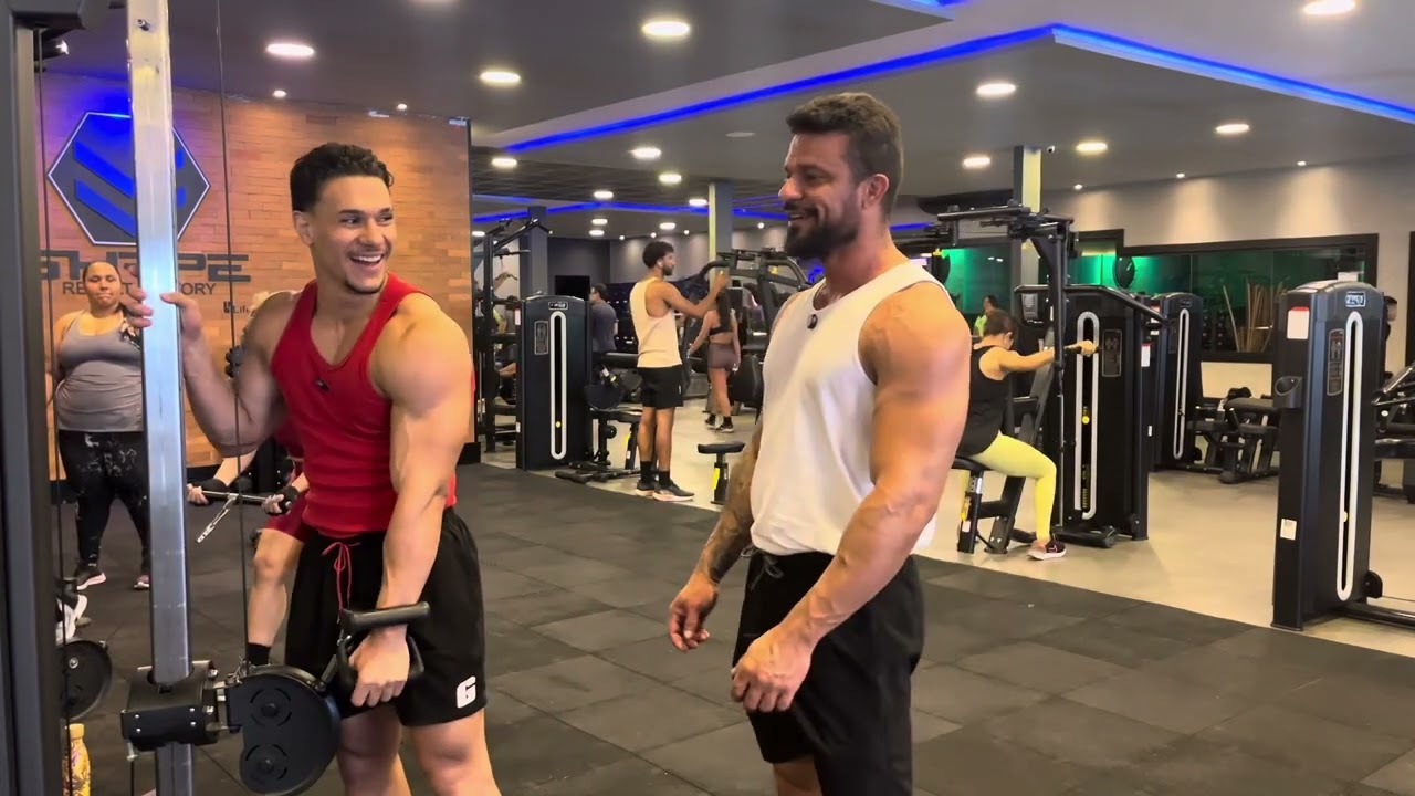A SAGA DO SHAPE DE SUPER-HERÓI 9 - TREINO DE OMBROS ISOLADO 