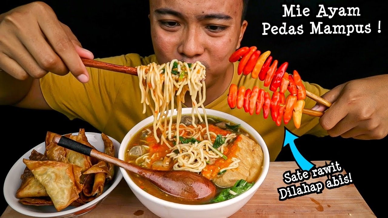 MUKBANG INDONESIA MIE AYAM SUPER PEDAS DENGAN SATE RAWIT | MUKBANG PEDAS TERBARU INDONESIA !