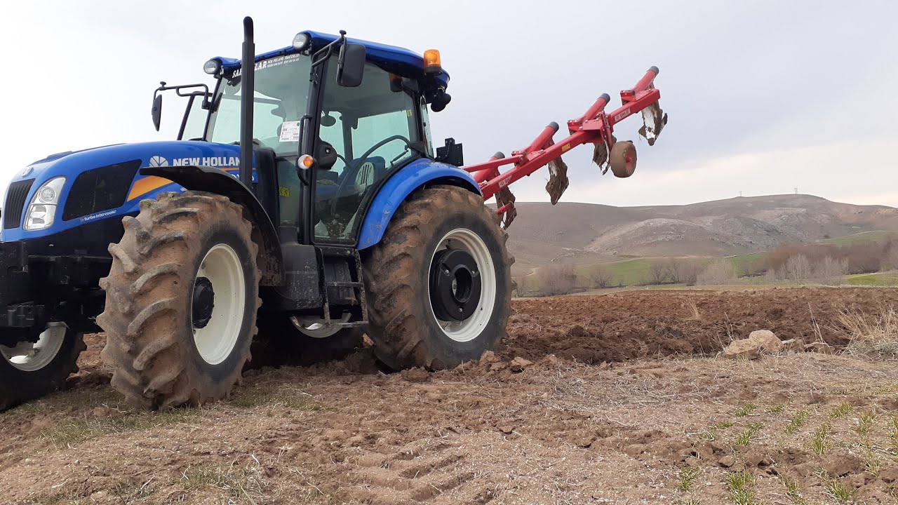 15 Yıldır Sürülmemiş Tarlayı Sürüyoruz | Traktöre İlk Yaylı Pulluk Deneyimi | New Holland TD110D