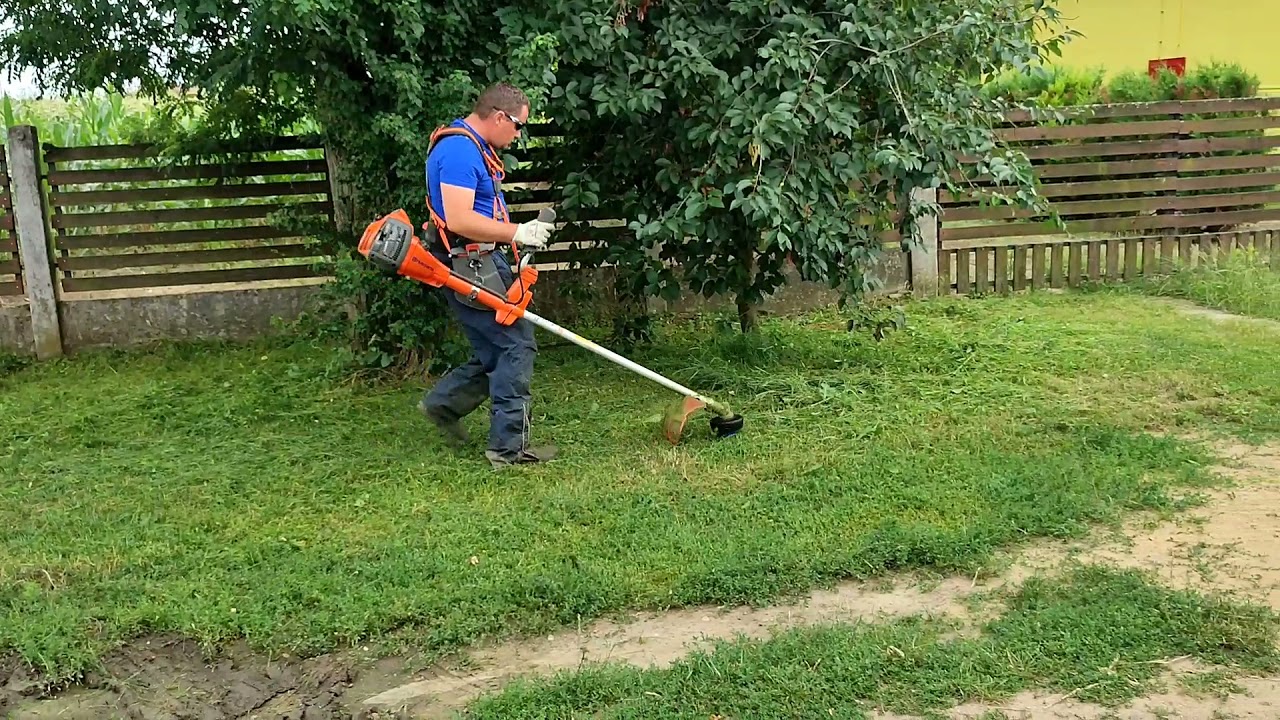 Husqvarna 555 RXT újra sóginál.🤣💪👍