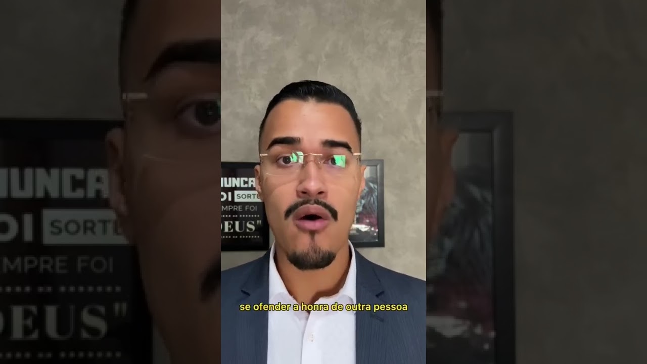 Ofender as pessoas com palavras nas redes sociais &eacute; crime! Internet n&atilde;o &eacute; terra sem lei.