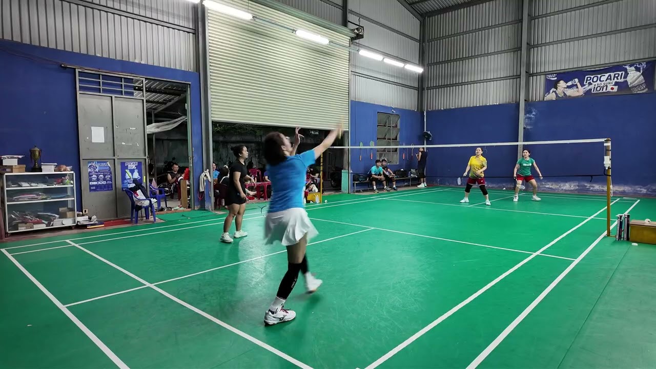 5/2/2026 Sân Hoàng Phúc đôi nữ  : Dinh - Nữ VL vs Luyến - Tuyết
