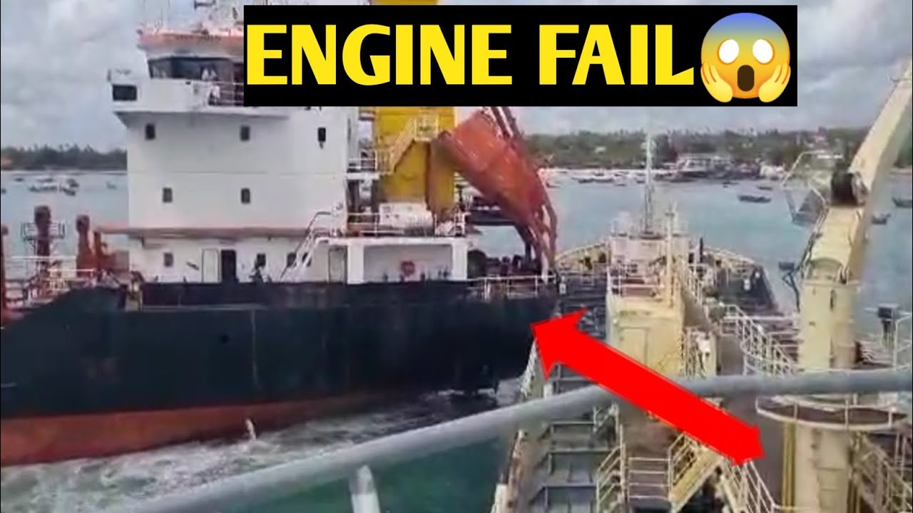 Live Ship Accident 😱 | Engine Failure Se Ship Dusre Ship Se Takra Gaya