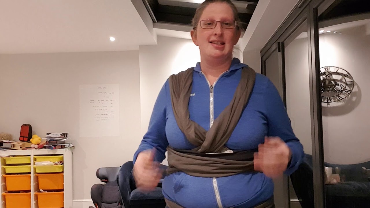 How to tie a Stretchy Wrap to carry Twins