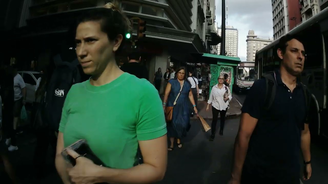 Parte two de 18 de julio y converse con un cubano 