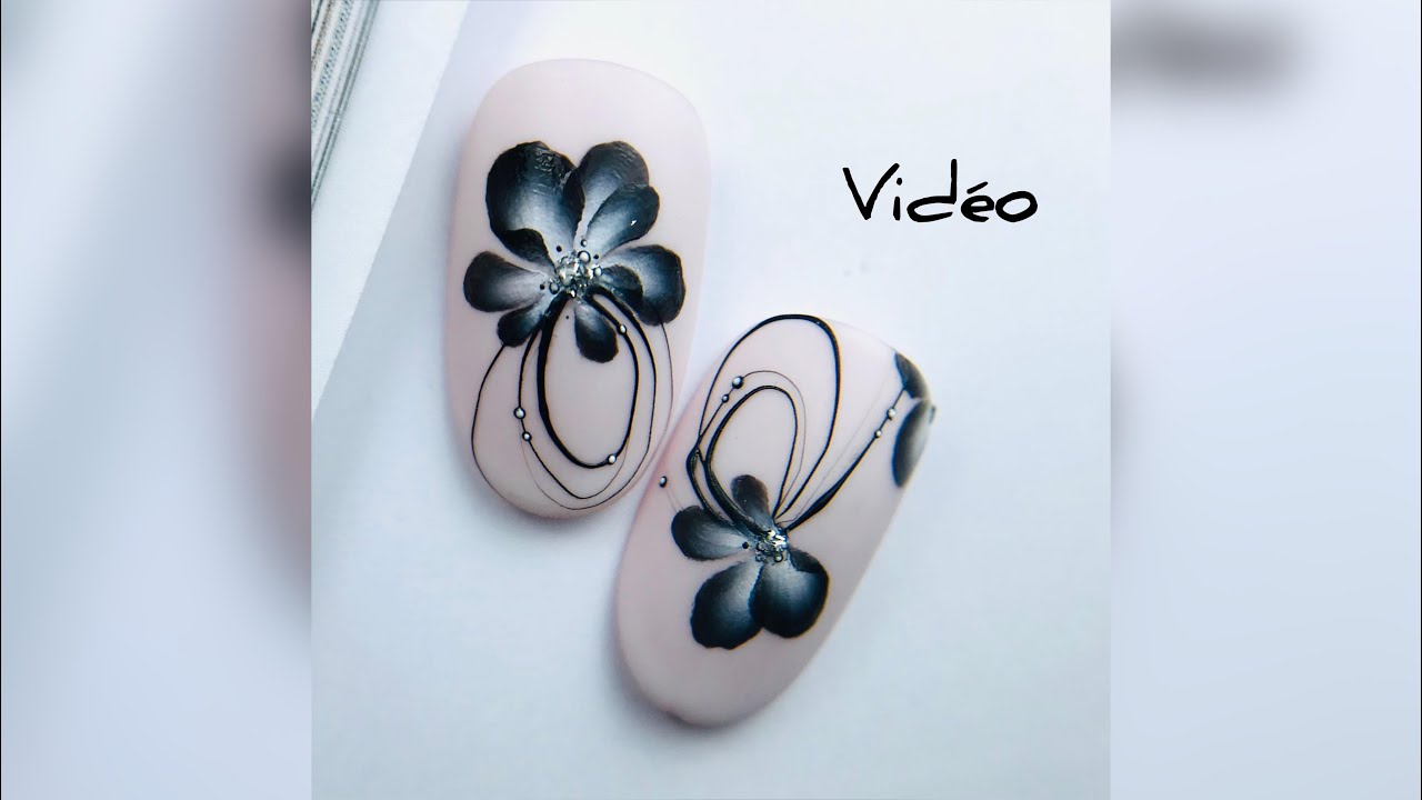 Tuto One-stroke Nail Art Deco ongles